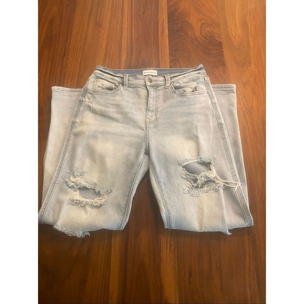Studio Blue Women's Light Wash Blue Ripped Stretch Denim Boyfriend Jeans Size 28